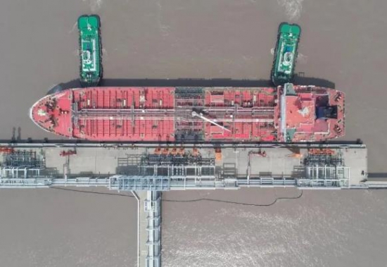 寧波中油二期5萬噸級油品碼頭投入試運(yùn)營
