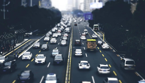 全國(guó)機(jī)動(dòng)車保有量突破4億輛
