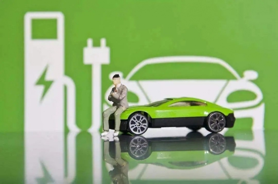 關(guān)于新能源汽車免征車輛購置稅有關(guān)政策的公告