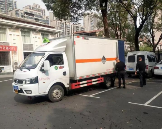 湖南石門縣查處一起非法收購(gòu)廢機(jī)油案件