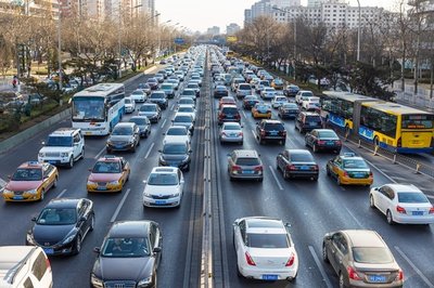 中國機(jī)動車保有量已達(dá)4.3億輛